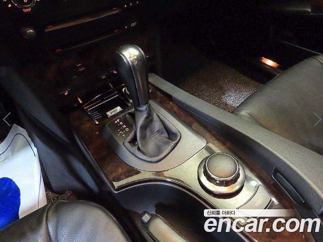 BMW 5-Series 2007 — photo 12