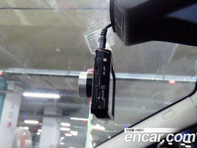 BMW 5-Series 2007 — photo 15