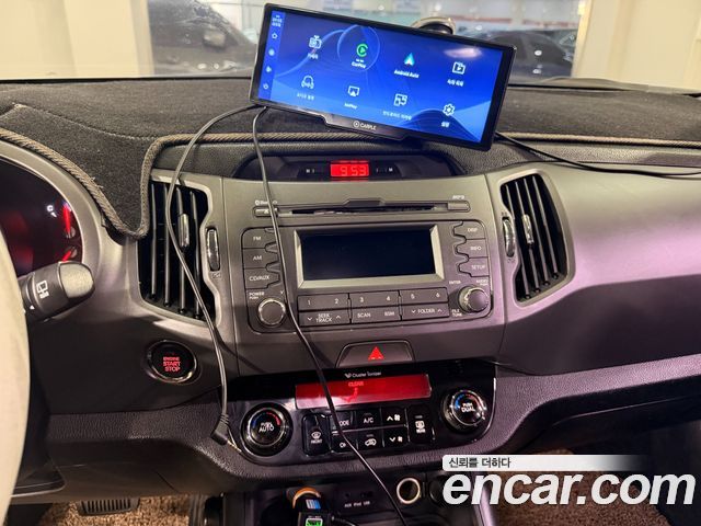 Kia Sportage 2013 — photo 12