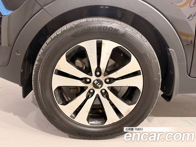 Kia Sportage 2013 — photo 16