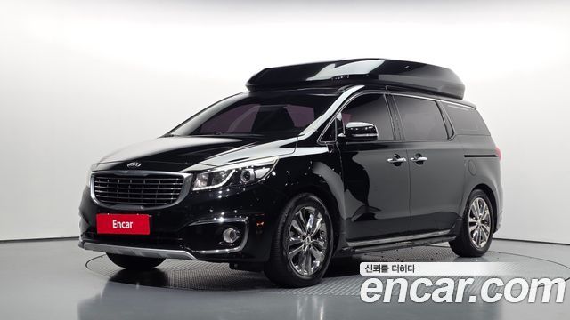 Kia Canival 2016 — photo 1