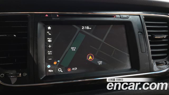 Kia Canival 2016 — photo 20