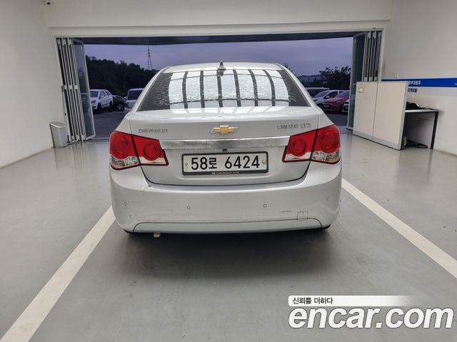 Chevrolet Korea Lacetti 2010 — photo 4