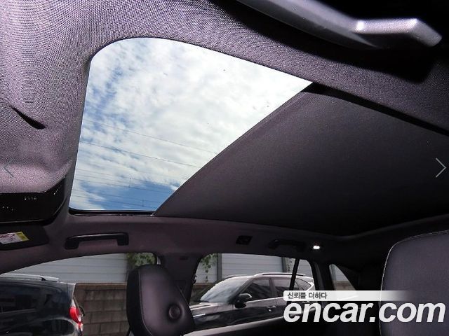 Volkswagen ID.4 2022 — photo 16