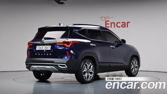 Kia Seltos 2020 — photo 2