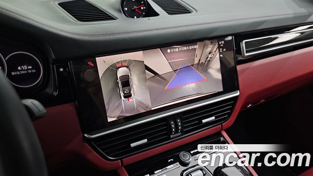 Porsche Cayenne 2023 — photo 16