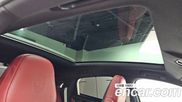 Porsche Cayenne 2023 — photo 18