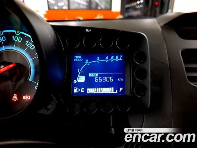 Chevrolet Korea Spark 2013 — photo 8