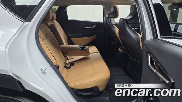 Kia EV6 2023 — photo 17