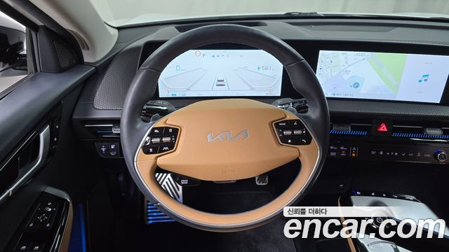 Kia EV6 2023 — photo 18