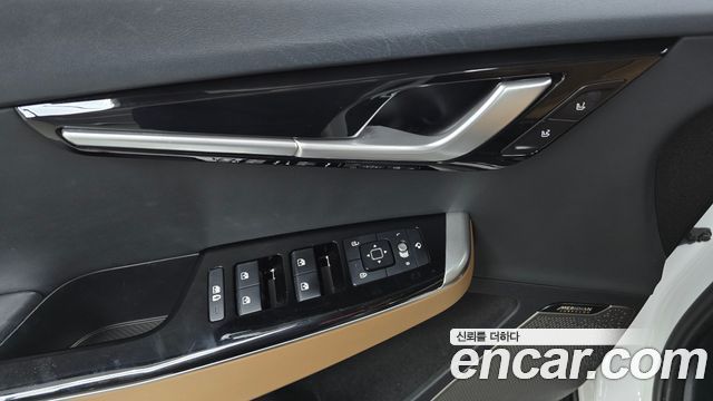 Kia EV6 2023 — photo 26