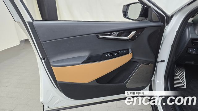 Kia EV6 2023 — photo 14