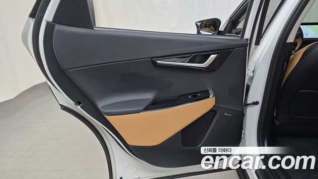Kia EV6 2023 — photo 15