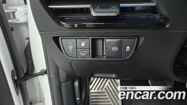 Kia EV6 2023 — photo 28