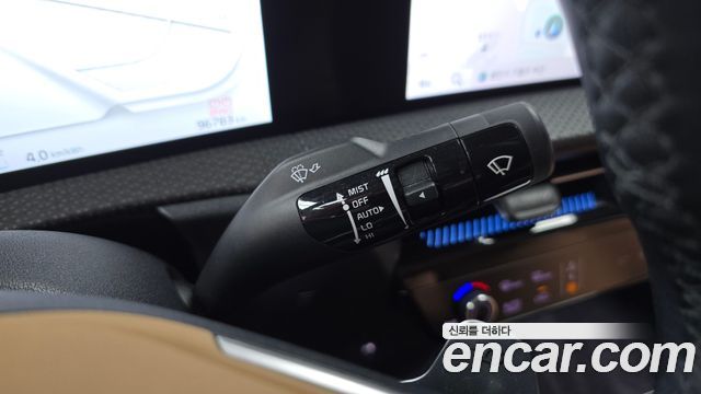 Kia EV6 2023 — photo 29