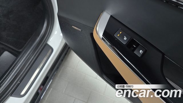 Kia EV6 2023 — photo 33