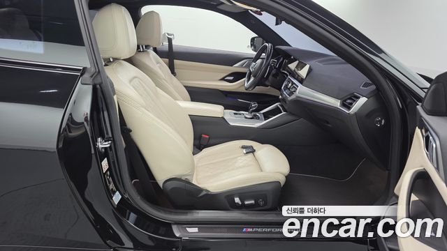BMW 4-Series 2022 — photo 16