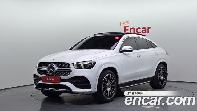 Mercedes-Benz GLE-Class 2022 — photo 1