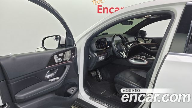 Mercedes-Benz GLE-Class 2022 — photo 13