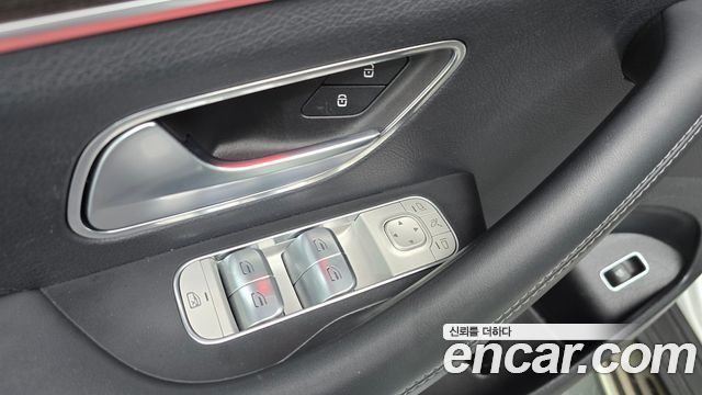 Mercedes-Benz GLE-Class 2022 — photo 37