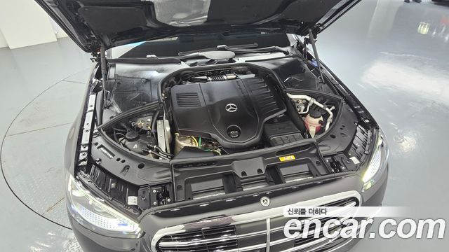 Mercedes-Benz S-Class 2026 — photo 6