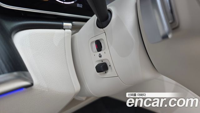 Mercedes-Benz S-Class 2026 — photo 25