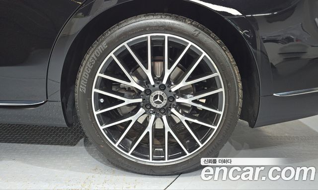 Mercedes-Benz S-Class 2026 — photo 7