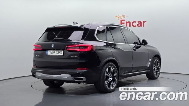 BMW X5 2022 — photo 2