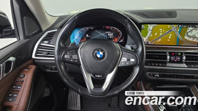 BMW X5 2022 — photo 19