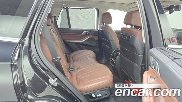 BMW X5 2022 — photo 25