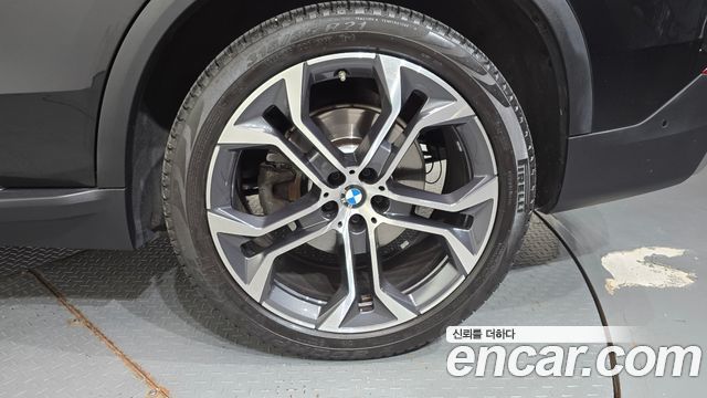 BMW X5 2022 — photo 7