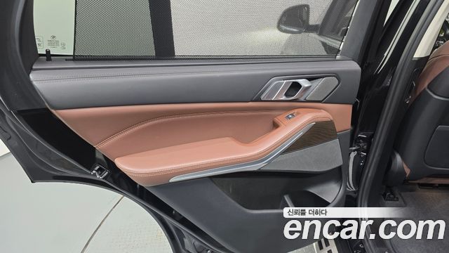 BMW X5 2022 — photo 15