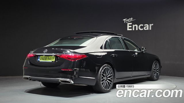 Mercedes-Benz S-Class 2026 — photo 2