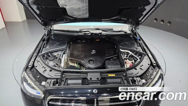 Mercedes-Benz S-Class 2026 — photo 6