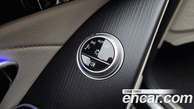 Mercedes-Benz S-Class 2026 — photo 27