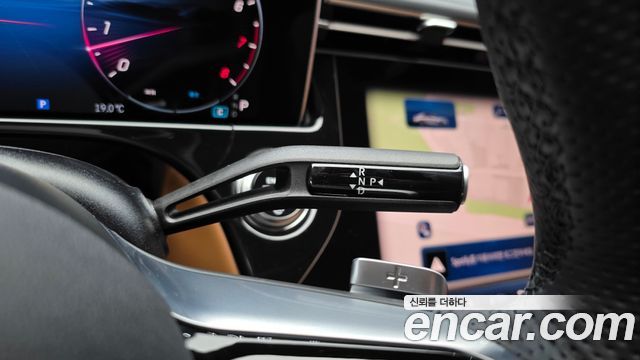 Mercedes-Benz E-Class 2026 — photo 12