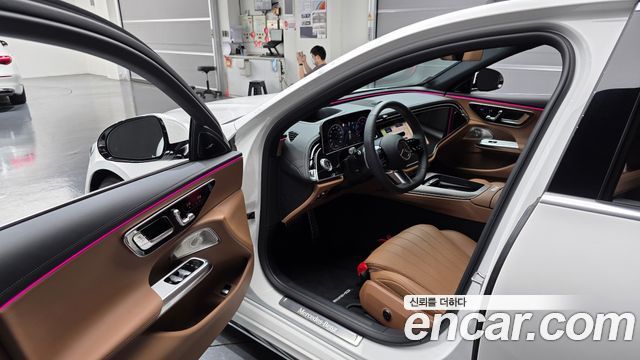 Mercedes-Benz E-Class 2026 — photo 13