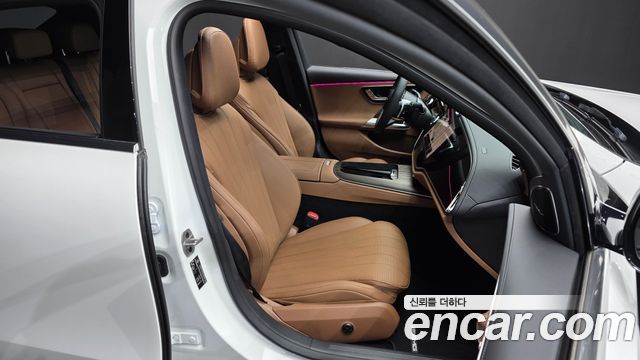 Mercedes-Benz E-Class 2026 — photo 16