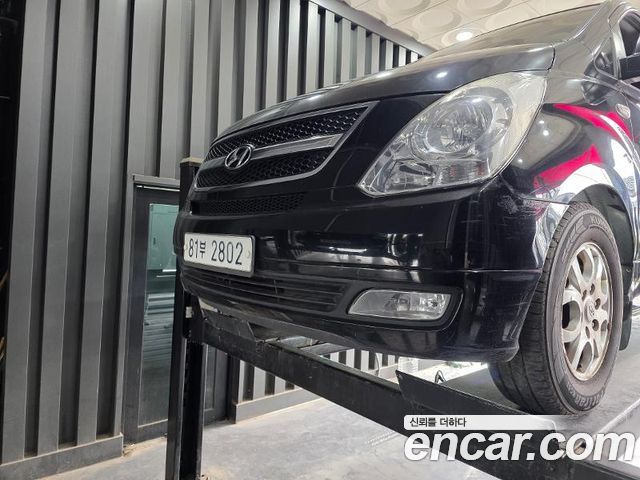 Hyundai Starex 2013 — photo 1