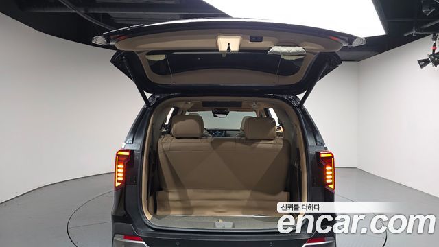 Kia Canival 2025 — photo 26