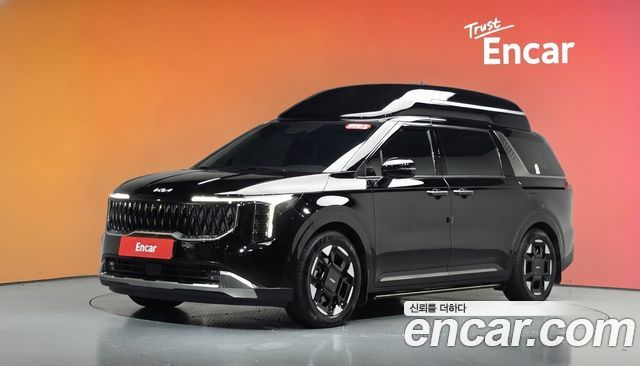 Kia Canival 2025 — photo 1