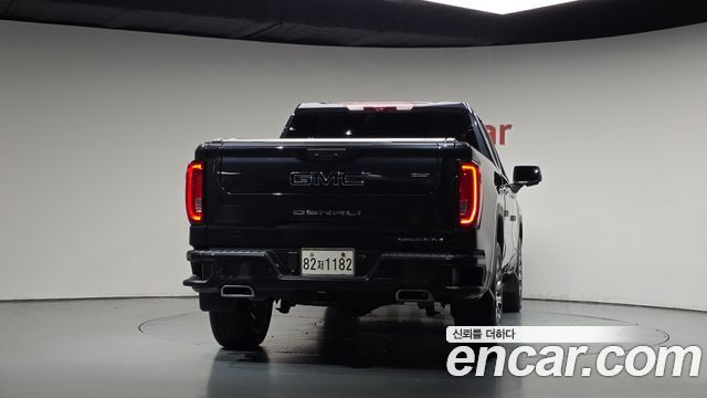 GMC Sierra 2023 — photo 4