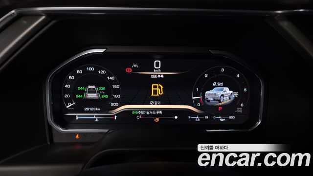 GMC Sierra 2023 — photo 11