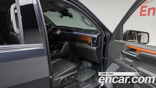 GMC Sierra 2023 — photo 17