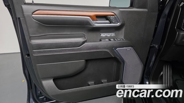 GMC Sierra 2023 — photo 14