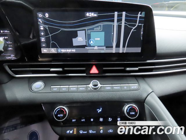 Hyundai AVANTE 2021 — photo 12