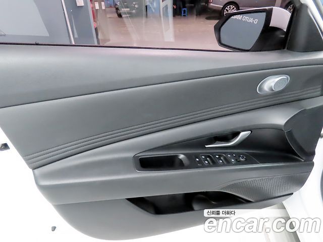 Hyundai AVANTE 2021 — photo 14