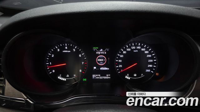 Kia K9 2013 — photo 8