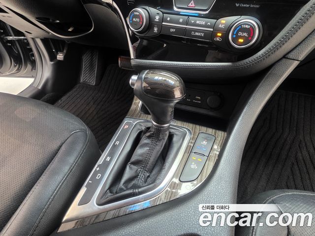 Kia K5 2015 — photo 9