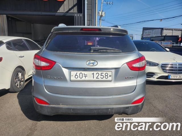Hyundai Tucson 2015 — photo 2